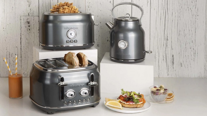 Stokes: Save Up to 75% on Kitchen Essentials (Air Fryers from $60)