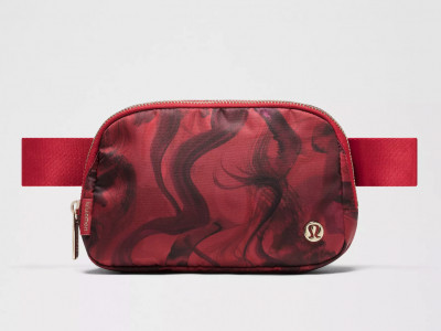 (34% Off) Lululemon: Belt Bag $34