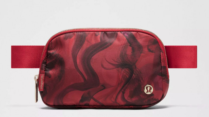 (34% Off) Lululemon: Belt Bag $34