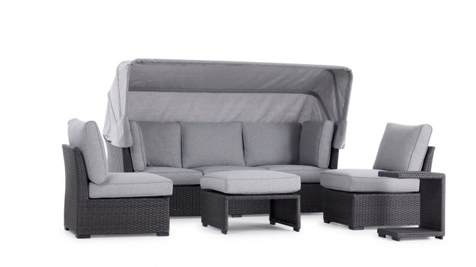Leon's Spring Comfort Sale: Up to 50% Off Outdoor Furniture