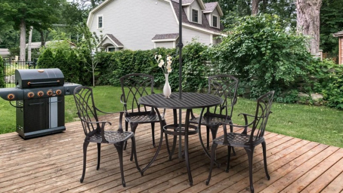 Aosom: Save over 50% on Outsunny 5-Piece Patio Set (Now $499)