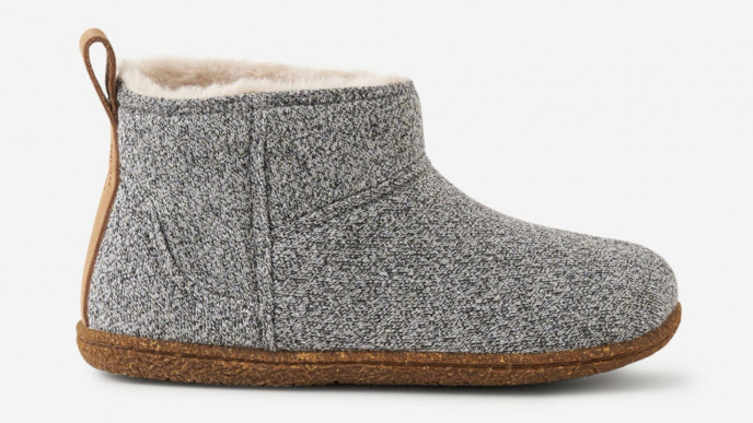 Save 20-45% on Women's Footwear at Roots Canada
