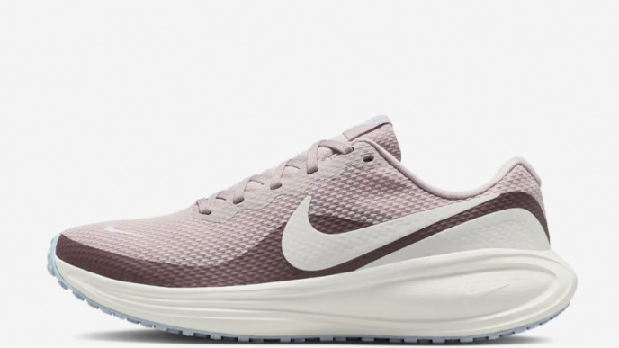 Nike Women's Revolution 8 Running Shoes Now $75.98 (Reg. $94.96)