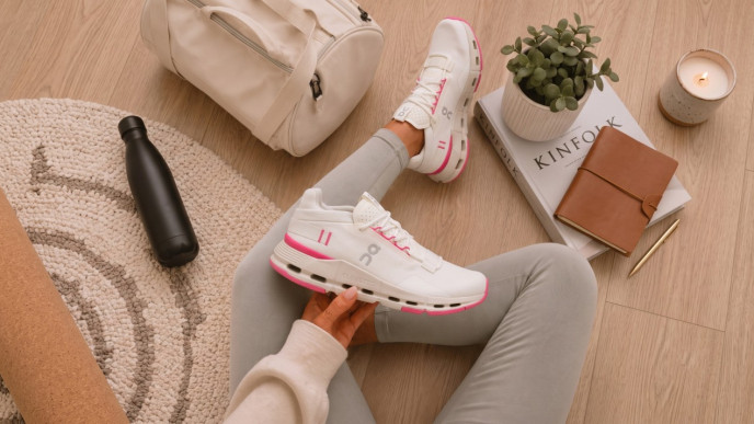 On Women's Cloudnova Ivory / Pink Now $140 (Reg. $200)