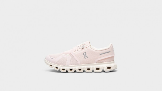 On Women's Cloud 6 Salt / Gardenia Now $145 (Reg. $190)