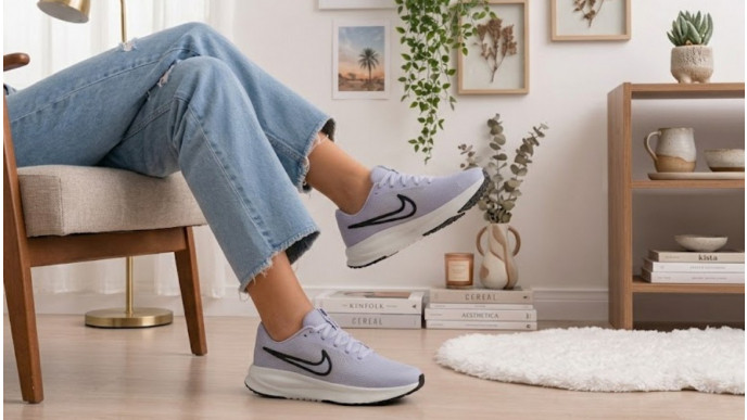 Nike Run Defy Sneaker $59.98