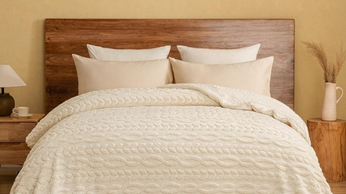 PHF Ultra Soft Sherpa Fleece Blanket King Size Now $72.99 (Reg. $79.99)