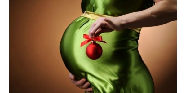 Thyme Maternity Cyber Monday Sale: Get 40% Off Everything - Items From $3 & Free Shipping!