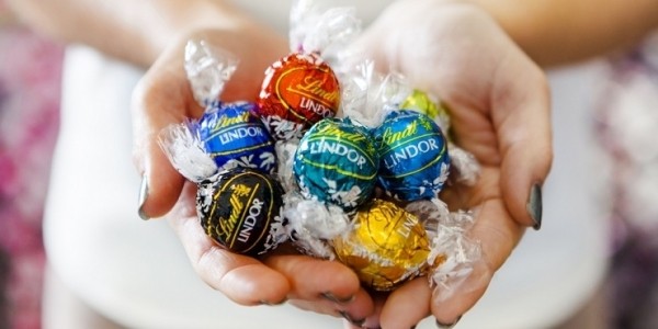 100 Lindor Truffles For Only $30 @ Lindt Canada