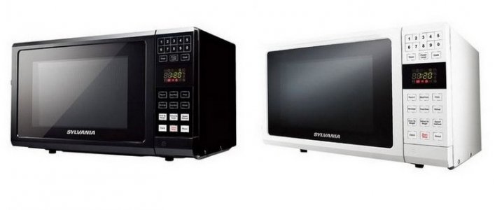 700 W Microwave For Dorm Room $50