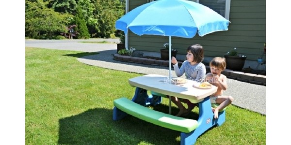 Easy Store Jr. Table with Umbrella $50 Shipped @ Walmart.ca