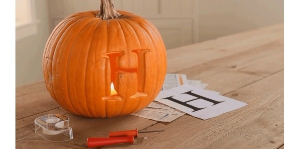 Everything You Need For Pumpkin Carving - $14 @ Amazon.ca