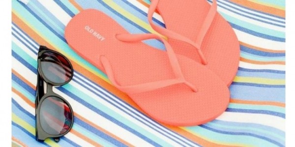$1 Flip Flops @ Old Navy