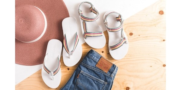 Extra 15% Off @ The Bay