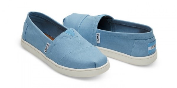 Extra 25% off TOMS Shoes from $18.74