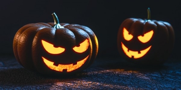 Pumpkin Carving Kit $14.99 @ Amazon.ca