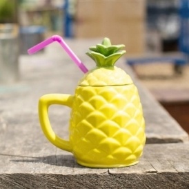 Pineapple Mug @ Firebox