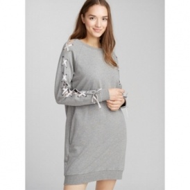 Up to 50% off @ Simons