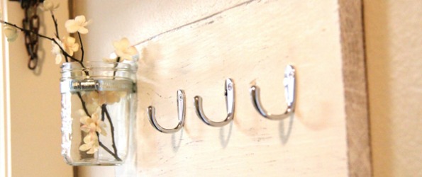 Mason-Jar-Key-Hook