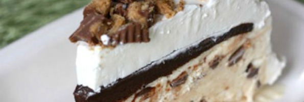 Peanut-Butter-Cup-Ice-Cream-Cake-1-title