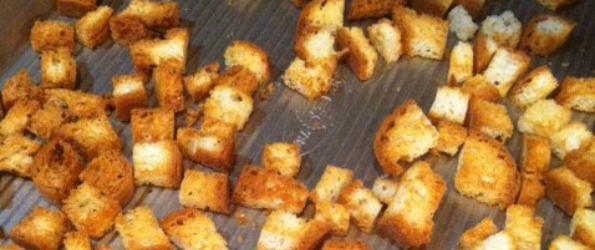 Homemade-Croutons