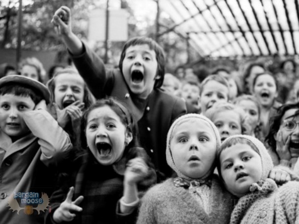 alfred-eisenstaedt-wide-range-of-facial-expressions-on-children-at-puppet-show-the-moment-the-dragon-is-slain