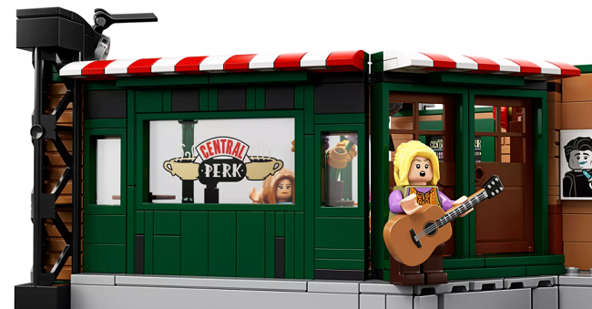 Friends Phoebe Buffay Minifigure Playing Guitar Outside LEGO Cental Perk